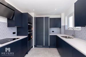 Photo 19- click for photo gallery